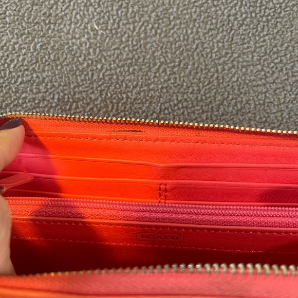 Coach Wallet - Picture 5 of 6